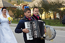 Vlachovo 10.2016 -  ideme z kostola 